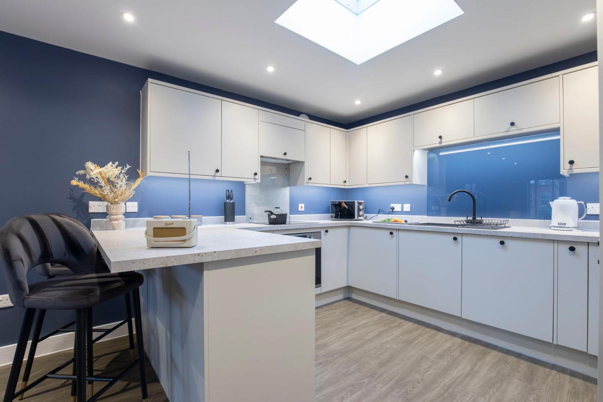 Apartamento Elliot Oliver - Exquisite Two Bedroom With Garden, Parking & Ev Charger