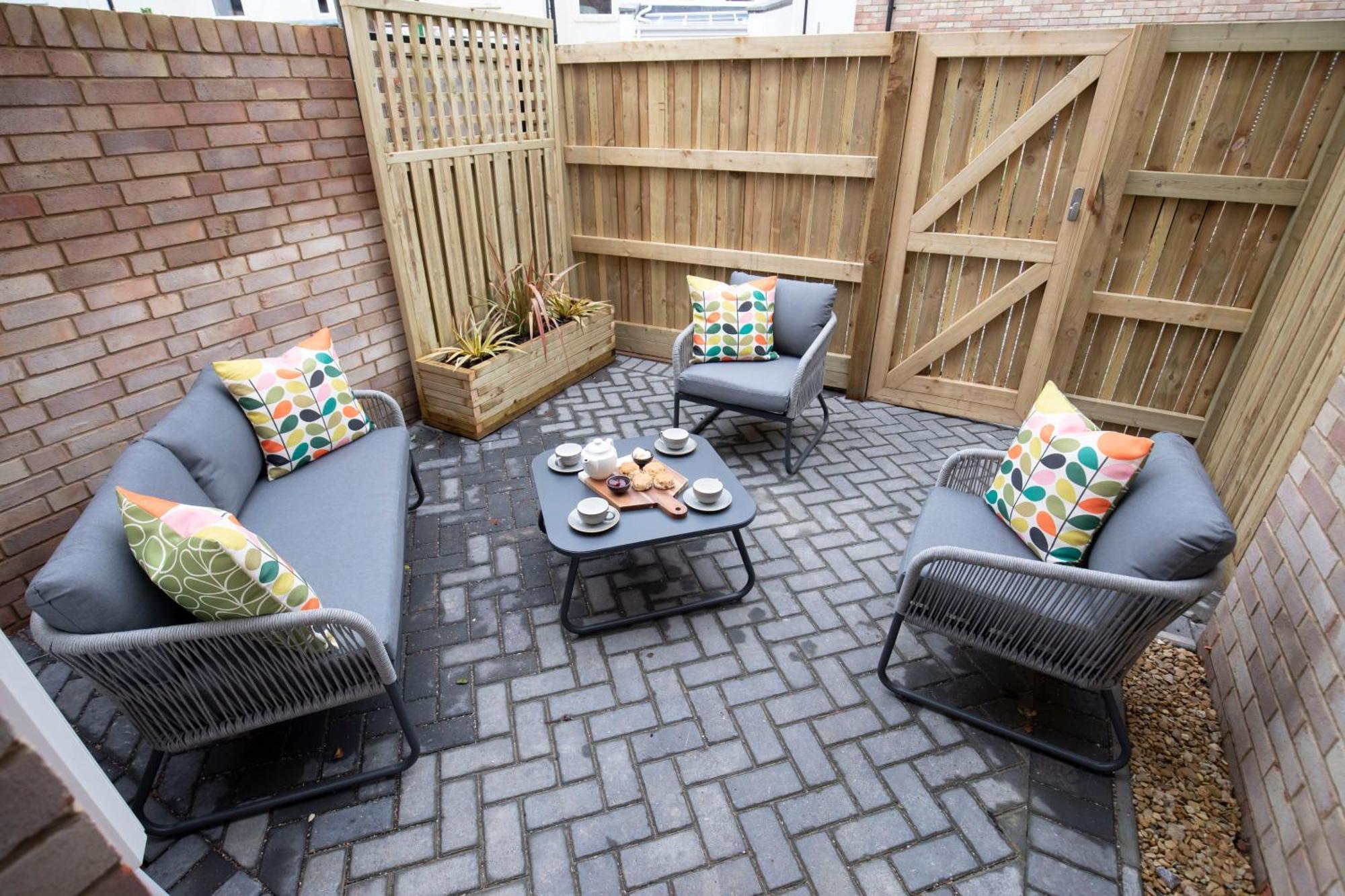 Apartamento Elliot Oliver - Exquisite Two Bedroom With Garden, Parking & Ev Charger *